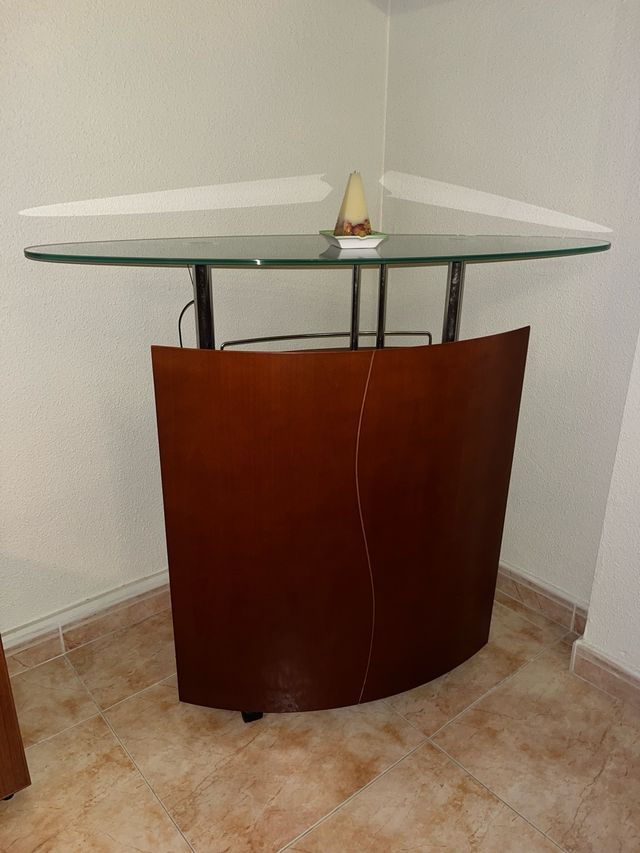 Barra de bar comedor cristal y madera