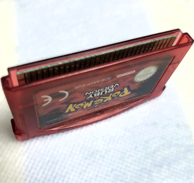 Cartuccia Pokémon Rubino per GBA in ottime condizioni