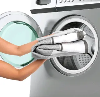 Ingenuity FoldAway Rocking Wood Bassinet OM-5M Car