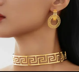 Collar y pendientes estilo griego.