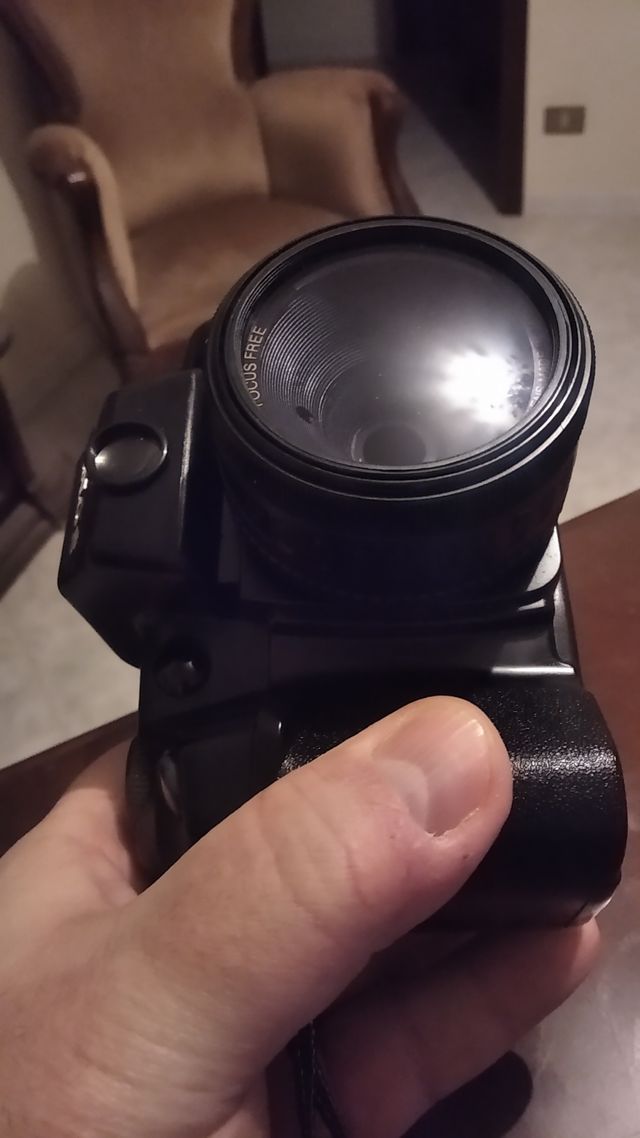 Sony Royal 35mm + flash TTL