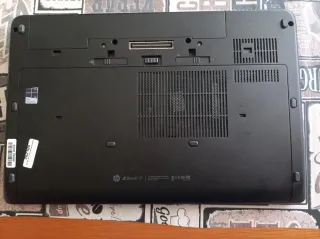 HP ZBook 17 Portátil