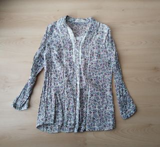 3 Blusas estampadas de flores, a 8€ cada una