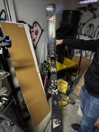 Esquís Atomic Nomad 181 con fijaciones