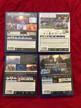 PS4 Slim 500GB + 2 Joypad + 4 Giochi