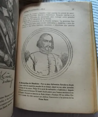 Libro antiguo historia de España