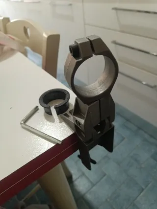 Supporto orientabile per trapano vintage