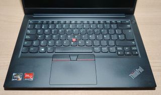 Portátil Lenovo Thinkpad E14 Gen 2 FULLHD, 256 SSD