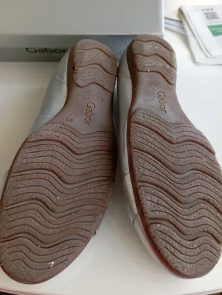 Zapatos planos Gabor piel plateados talla 40