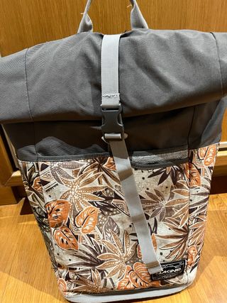 Mochila Dakine Impermeable Surf Playa