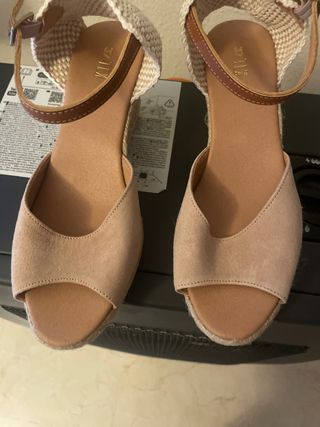 alpargatas de cuña esparto color beige