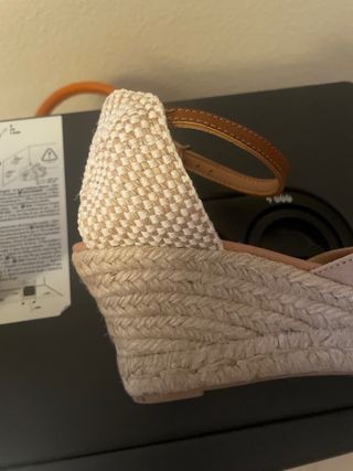 alpargatas de cuña esparto color beige