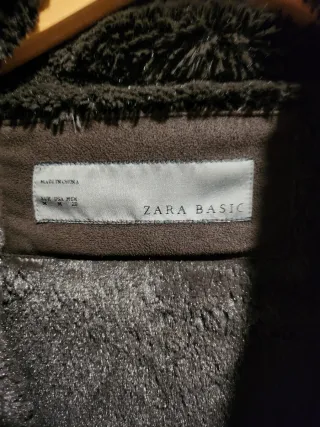 Abrigo marrón de ante y pelo interior marrón