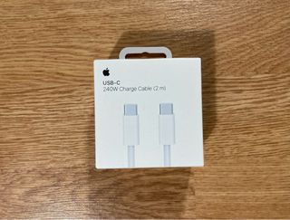 Cable MacBook USB-C Apple 240W (2m)