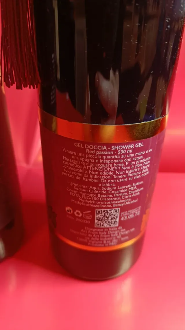 2 bottiglie gel doccia Amante Divino