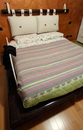 Letto Matrimoniale + 2 Comodini