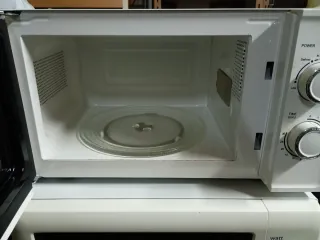 Microondas ONWA blanco