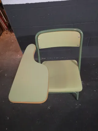 Silla pupitre plegable vintage