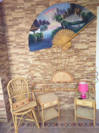 Cabecero y mesitas bambú