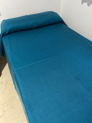 Colcha entretiempo color azul