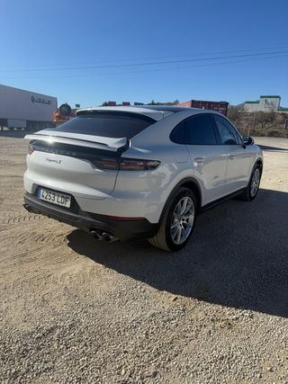 Porsche Cayenne Coupe S 2020