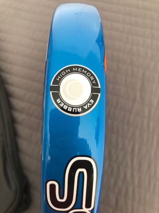 Pala de pádel Vairo 5.1 con funda