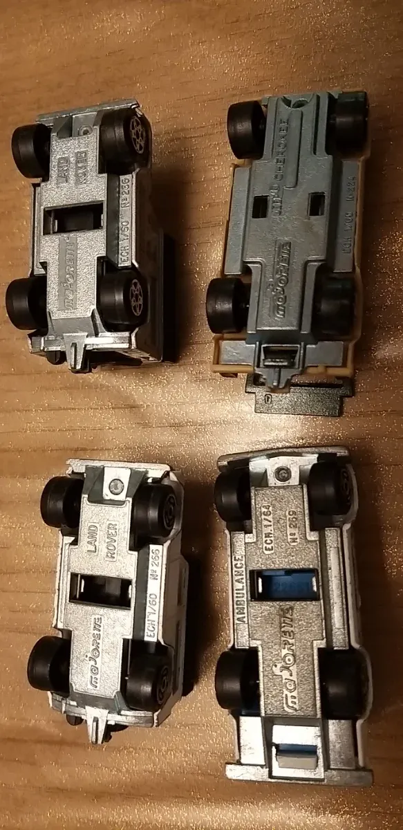 Lotto 4 auto Majorette rif775