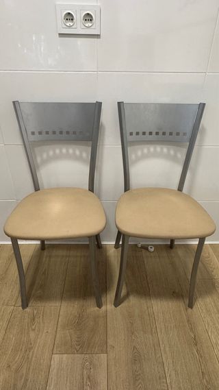 Tavolo e 2 Sedie Cucina