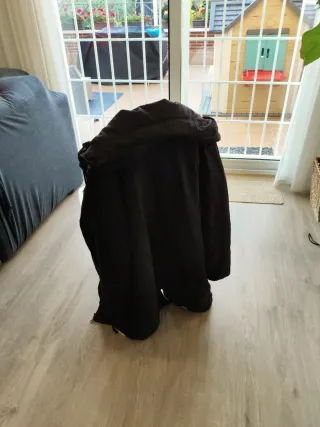 Abrigo premamá y porteo. talla S negro