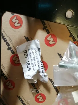 caballete lateral Suzuki suzy