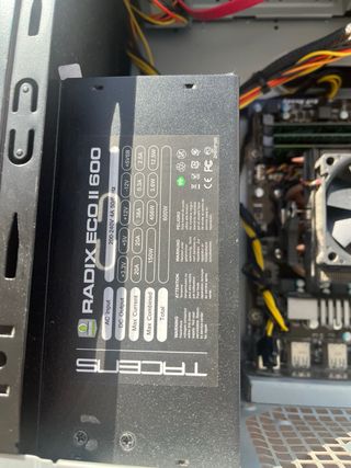 Ordenador sobremesa ASUS + Pantalla LG + Altavoces