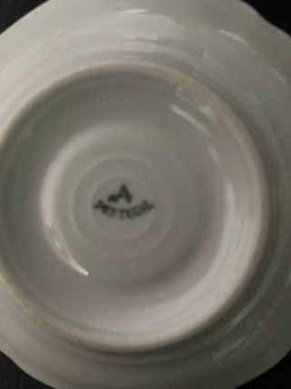 6 Chávenas de Café Douradas - Porcelana Portugal