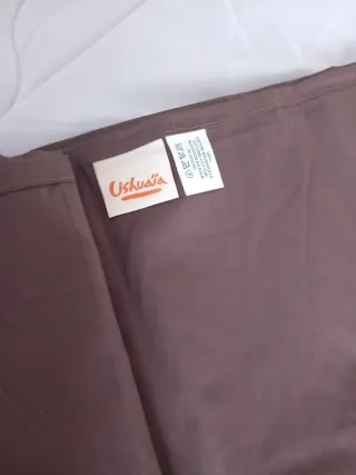 Lenzuolo marrone in tessuto