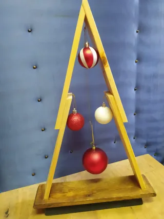 Alberi di Natale decorativi (Prezzo su richiesta)