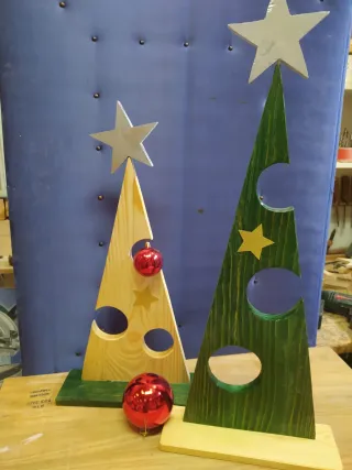 Alberi di Natale decorativi (Prezzo su richiesta)