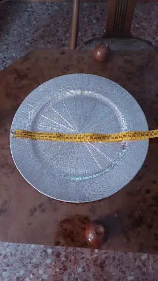 Bajoplato o bandeja plateada decorativa