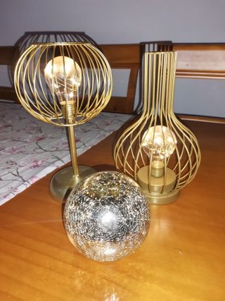 Lámparas Decorativas Doradas y Transparentes