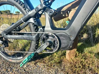 Bicicleta eléctrica cuadro de carbono