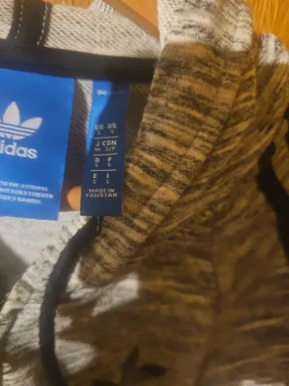 Sudadera con capucha Adidas gris