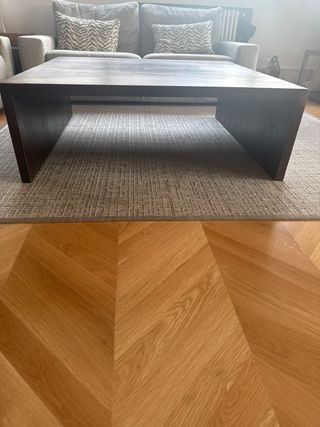 Tavolo da centro in legno massello scuro