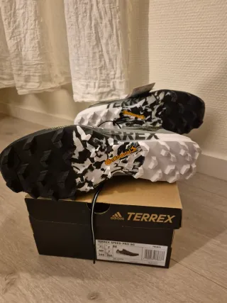 Zapatillas Adidas Terrex Speed PRO SG nuevas