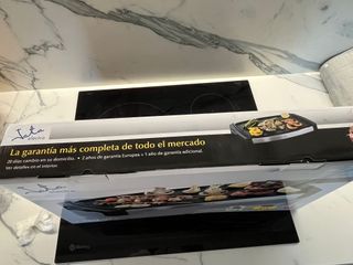 Plancha Eléctrica JATA 2000W A ESTRENAR