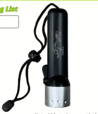 Linterna estanca negra material seguridad barco