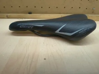 Sillín Scott Negro Anti-Scratch