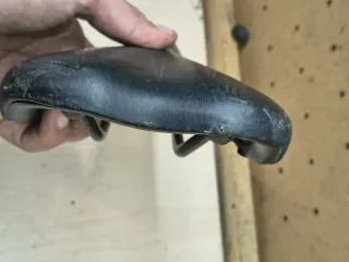 Sillín Scott Negro Anti-Scratch