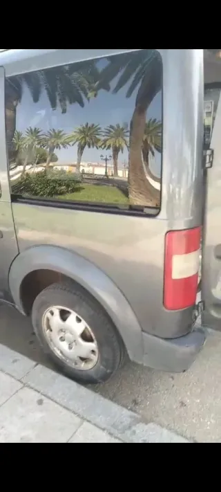 Ford Tourneo Connect 2005