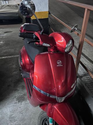 Daelim Besbi 125 Roja