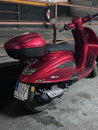 Daelim Besbi 125 Roja