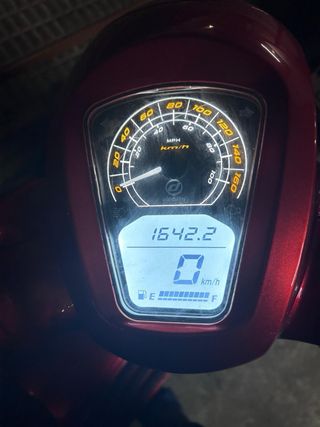 Daelim Besbi 125 Roja