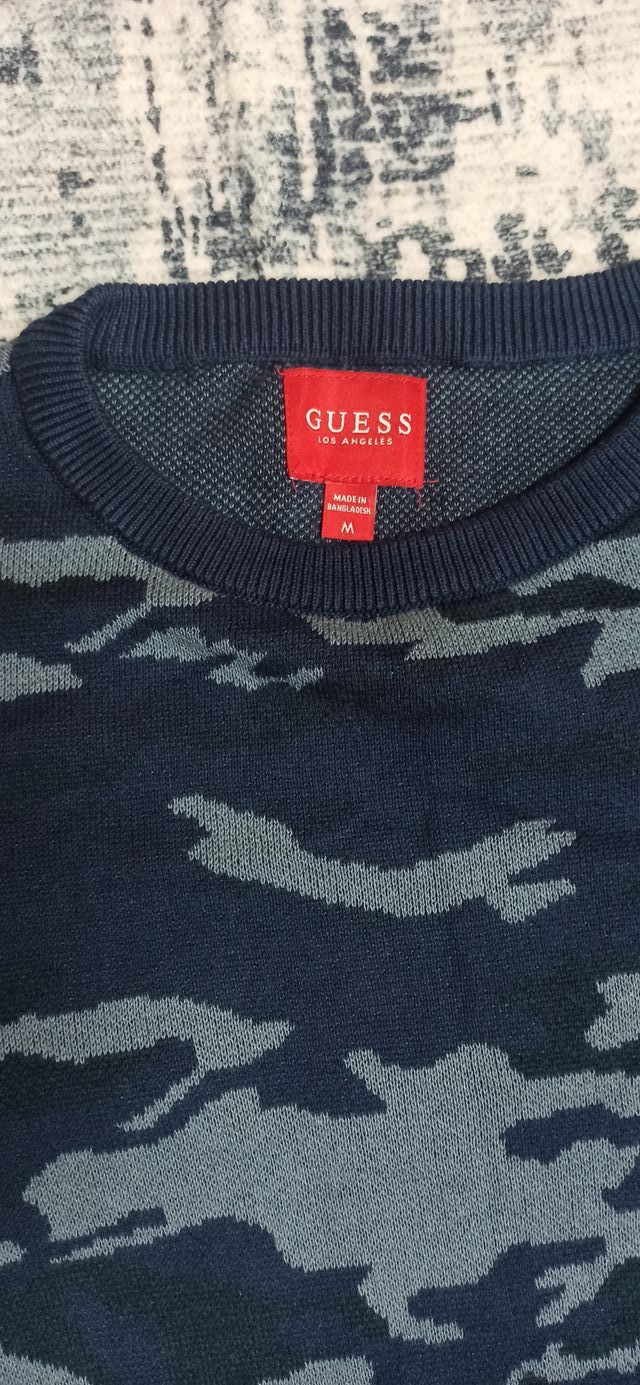 Jersey Guess Camuflaje Azul Oscuro